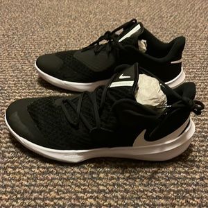 Brand New Nike Zoom Hyperspeed Court